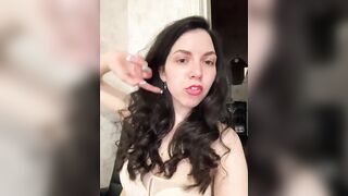 Vika19981 - Porn Video [Bongacams]: recorded chat show, angelic belle, insane orgasm