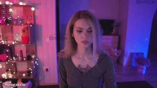 ManiFreyja - Porn Video [Bongacams]: sensual, trembling pleasure, mesmerizing temptress