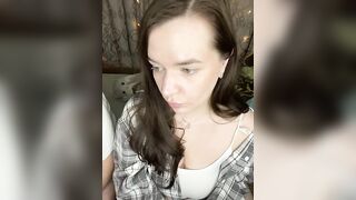 HellMor - Porn Video [Bongacams]: energetic streamer, beautiful décolletage, energetic entertainer