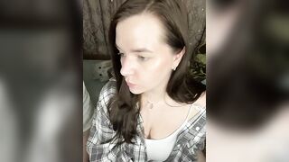 HellMor - Porn Video [Bongacams]: energetic streamer, beautiful décolletage, energetic entertainer