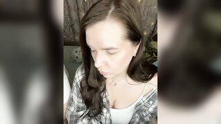 HellMor - Porn Video [Bongacams]: energetic streamer, beautiful décolletage, energetic entertainer