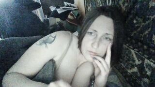 AllaSowinskaya - Porn Video [Bongacams]: caught on webcam, 0 pussy, perfectly contoured décolletage
