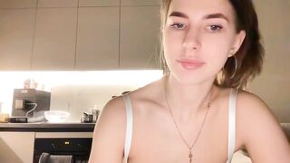 kissfreeze - Porn Video [Myfreecams]: ravishing sensations, sensual cleavage, popular internet personality