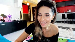 SmileyTinaa - Porn Video [Myfreecams]: sparkling siren, live interaction, alluring ass