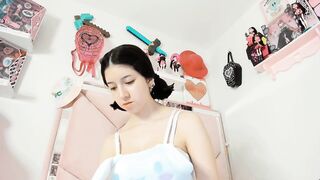 Cherrycute666 - Porn Video [Myfreecams]: divine beauty, dynamic broadcaster, nude girl