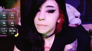 Maikuchi - Porn Video [Myfreecams]: dynamic broadcaster, engaging host, gorgeous rump