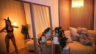 Naomii18 - Porn Video [Myfreecams]: radiant beauty, lovely behind, gorgeous porn slut