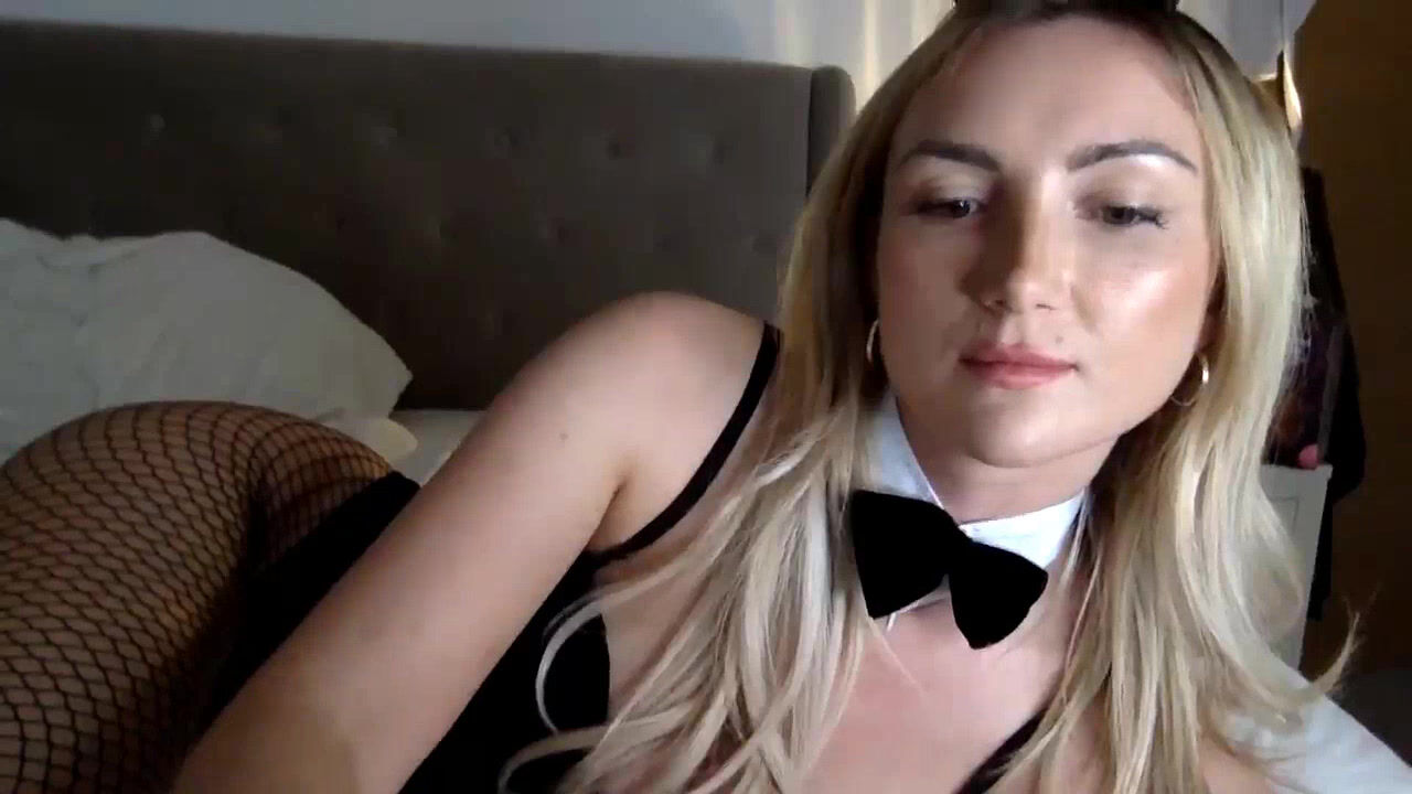 Louisezus - Porn Video [Myfreecams]: stunning booty, enchanting assets, cam  clip