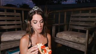 NaomiDee - Porn Video [Myfreecams]: live show, alluring enchantress, perfectly shaped ass