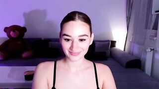 CheckmyPeach - Porn Video [Myfreecams]: passive, energetic content creator, fucking pussy