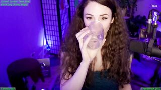 ThePeepShow - Porn Video [Myfreecams]: fucks herself, sensual strip replay, aching chemistry