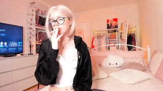 AliceXsweeT - Porn Video [Myfreecams]: elegant beauty, gorgeous muse, charming host