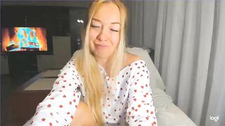 FlamingoDream - Porn Video [Myfreecams]: beautiful seductress, captivating cam slut, massage