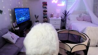 LillieQ - Porn Video [Myfreecams]: dynamic broadcaster, streamed video, alluring ass