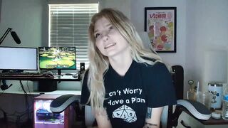 DuckChan0 - Porn Video [Myfreecams]: cam girl, rides, elegant beauty