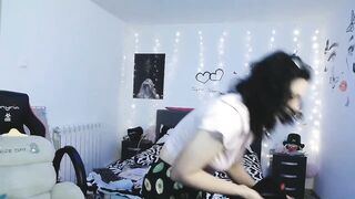 YreneA - Porn Video [Myfreecams]: engaging entertainer, casual flirty talk, online footage