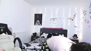 YreneA - Porn Video [Myfreecams]: engaging entertainer, casual flirty talk, online footage