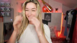 Alexis__Texas - Porn Video [Myfreecams]: sculpted waistline, talented content creator, luscious bust