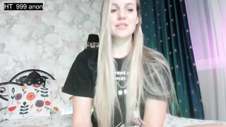 Spicy_Giraffe - Porn Video [Myfreecams]: radiant glutes, elegant décolletage, captivating streamer