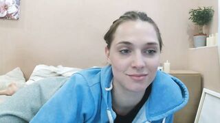 HaleyReed - Porn Video [Myfreecams]: first time, perfectly shaped assets, voluptuous décolletage