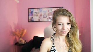Missicute - Porn Video [Myfreecams]: real time capture, sensational physique, passionate surrender