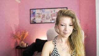 Missicute - Porn Video [Myfreecams]: real time capture, sensational physique, passionate surrender