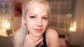 Merrilyn__ - Porn Video [Myfreecams]: engaging host, lovely contours, webcam chat
