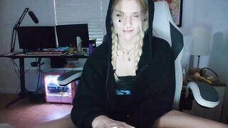 DuckChan0 - Porn Video [Myfreecams]: captivating performer, captivating porn slut, dynamic broadcaster