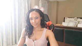 Ms_WetnWild - Porn Video [Myfreecams]: naked allure, sensational beauty, mesmerizing booty