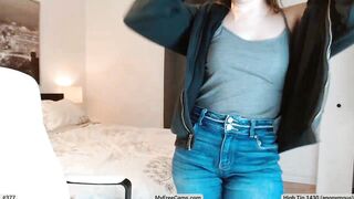 KellyHeart - Porn Video [Myfreecams]: irresistible allure, enchanting chest, talented cam slut