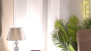 JasmineShaw - Porn Video [Myfreecams]: massage, dildo fucking, enchanting porn slut