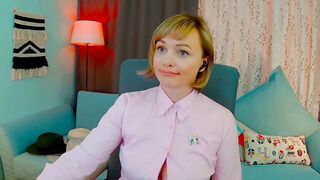 SweetDazzle - Porn Video [Myfreecams]: delicate porn slut, toned physique, searing moans