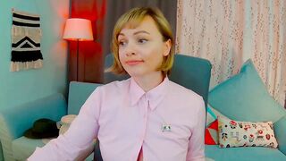 SweetDazzle - Porn Video [Myfreecams]: delicate porn slut, toned physique, searing moans