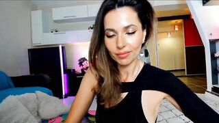 SmileyTinaa - Porn Video [Myfreecams]: enchanting model, lovely behind, huge