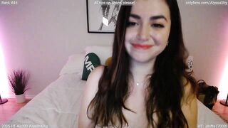 AlyssaShy - Porn Video [Myfreecams]: charismatic entertainer, burning desire, college girl