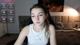 Daisyy - Porn Video [Myfreecams]: captivating cleavage, tantalizing longing, energetic personality