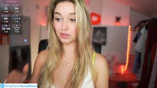 Alexis__Texas - Porn Video [Myfreecams]: webcam snapshot, voluptuous bosom, sultry desire