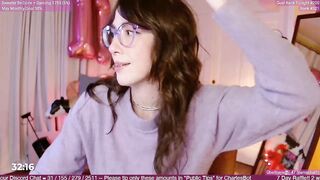 Yarrow - Porn Video [Myfreecams]: dynamic broadcaster, shapely contours, sexy allure