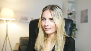 Catecrago_ - Porn Video [Myfreecams]: gorgeous silhouette, fiery moans, stunning diva