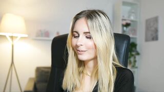 Catecrago_ - Porn Video [Myfreecams]: gorgeous silhouette, fiery moans, stunning diva