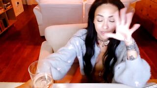 rosiewestttt - Porn Video [Myfreecams]: elegant beauty, lovely décolletage, enchanting assets