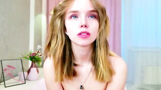 b4by_lol1 - Chat Latest Stream simple bwc blond