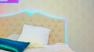 crystalnut - Chat Latest Stream fit bigclit Webcam broadcast satin