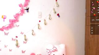 kitty_roses - Chat Latest Stream singlemom flex perfect fingering