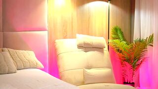 ava_heath - Chat Latest Stream Webcam snapshot skinny lactation bigeyes