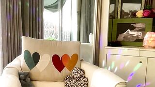 gl1tter_barbie - Chat Latest Stream Web recording abs bbc Live interaction