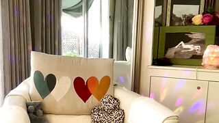 gl1tter_barbie - Chat Latest Stream Web recording abs bbc Live interaction