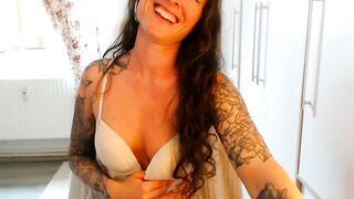 Davinja - Strip Latest Stream masturbation moderately-priced-cam2cam german-young recordable-privates-young