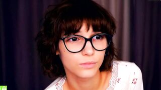 odettehatt - Chat Latest Stream balloons shave nails domi