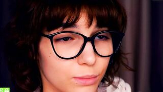 odettehatt - Chat Latest Stream balloons shave nails domi